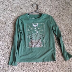 Old Navy Green Long Sleeve Tee with Graphic